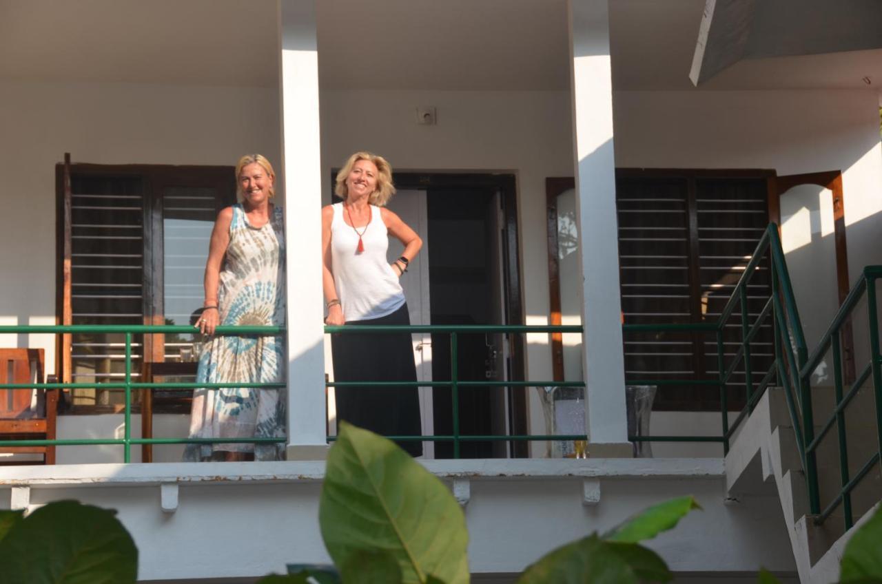 Arya Homestay Bougain Villa Gokarna  Eksteriør bilde