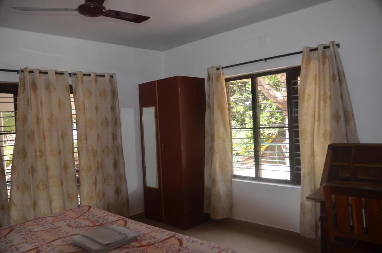 Arya Homestay Bougain Villa Gokarna  Eksteriør bilde